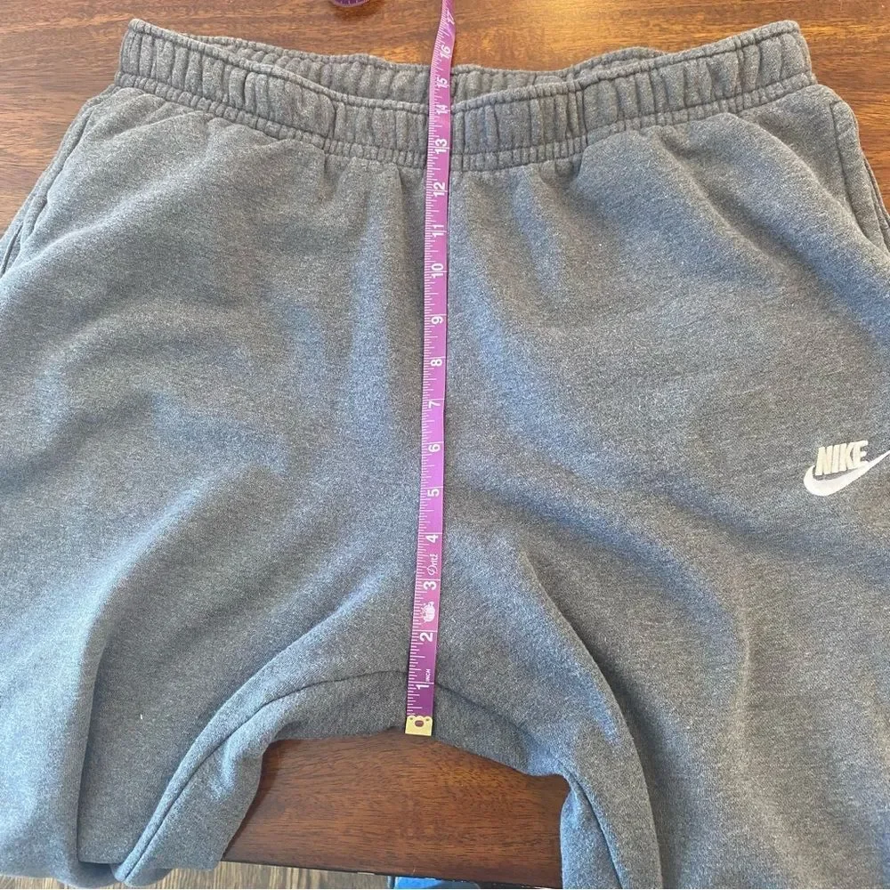 Nike Men's Sportswear Club Fleece Jogger Pant size XL gray sweatpants